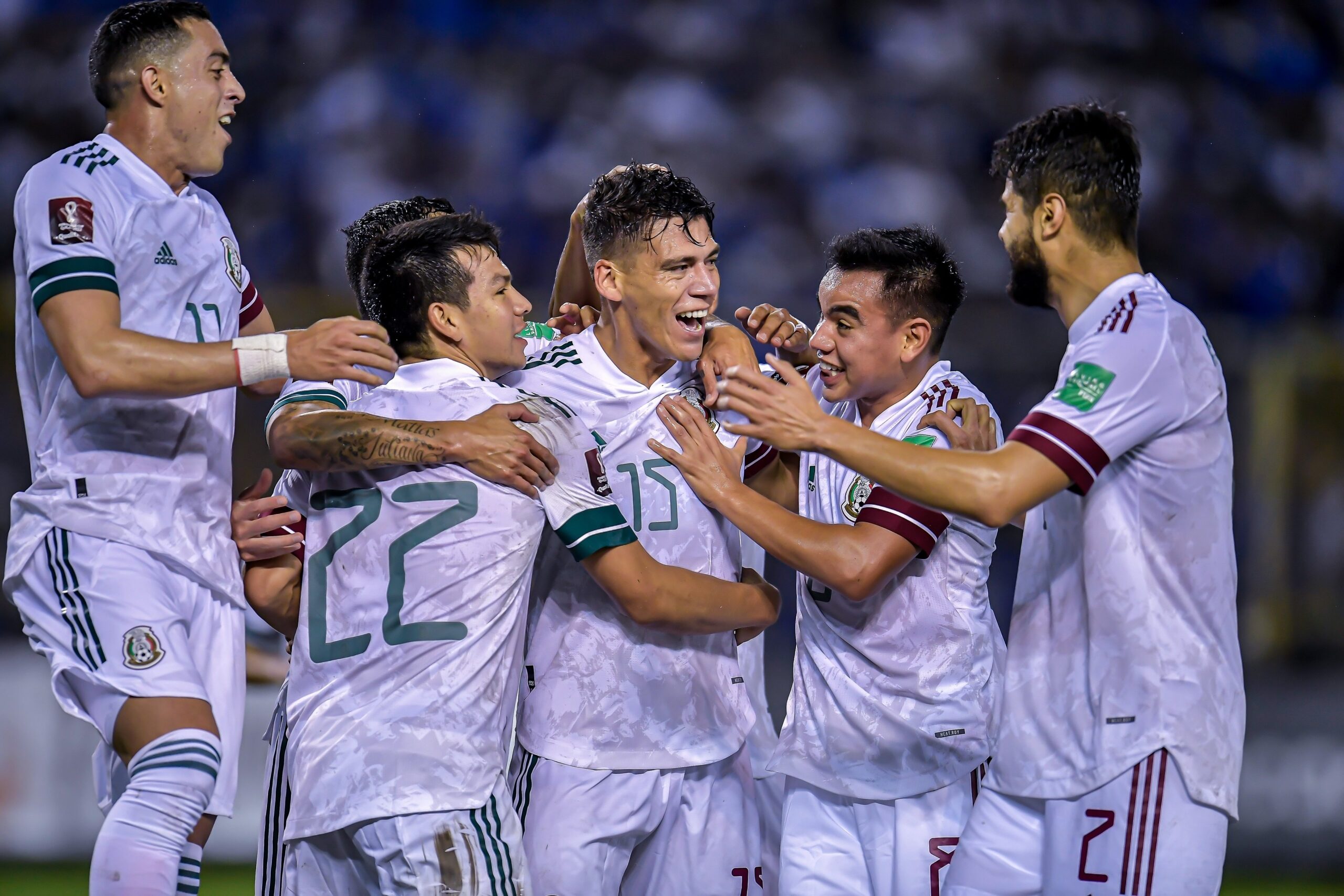  México derrota 2-0 a El Salvador y se consolida como líder de las eliminatorias mundialistas de la Concacaf