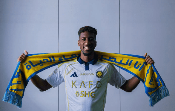  Official: Kingsley Coman es fichado por el Al Nassr con un contrato de tres años procedente del Bayern.