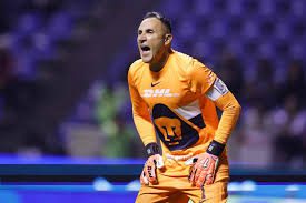  ** Keylor Navas protagoniza trifulca en victoria de Pumas UNAM